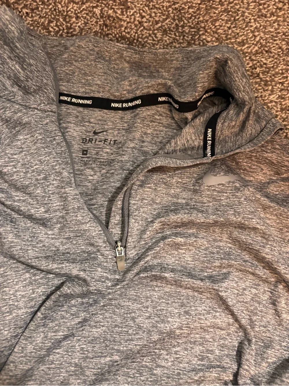 Brooks Black Quarter-Zip, Gray Heather Top & Burgundy Sports Bra Set - Picture 3 of 7